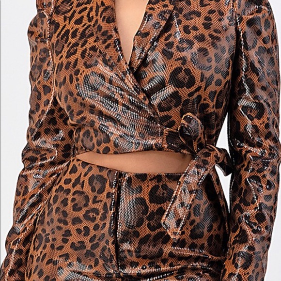 Clothes - Picture 11 of 11